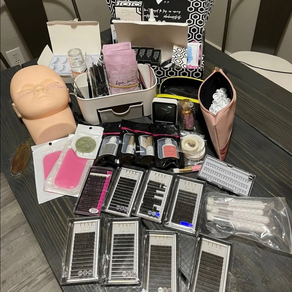 Eyelash extension kit